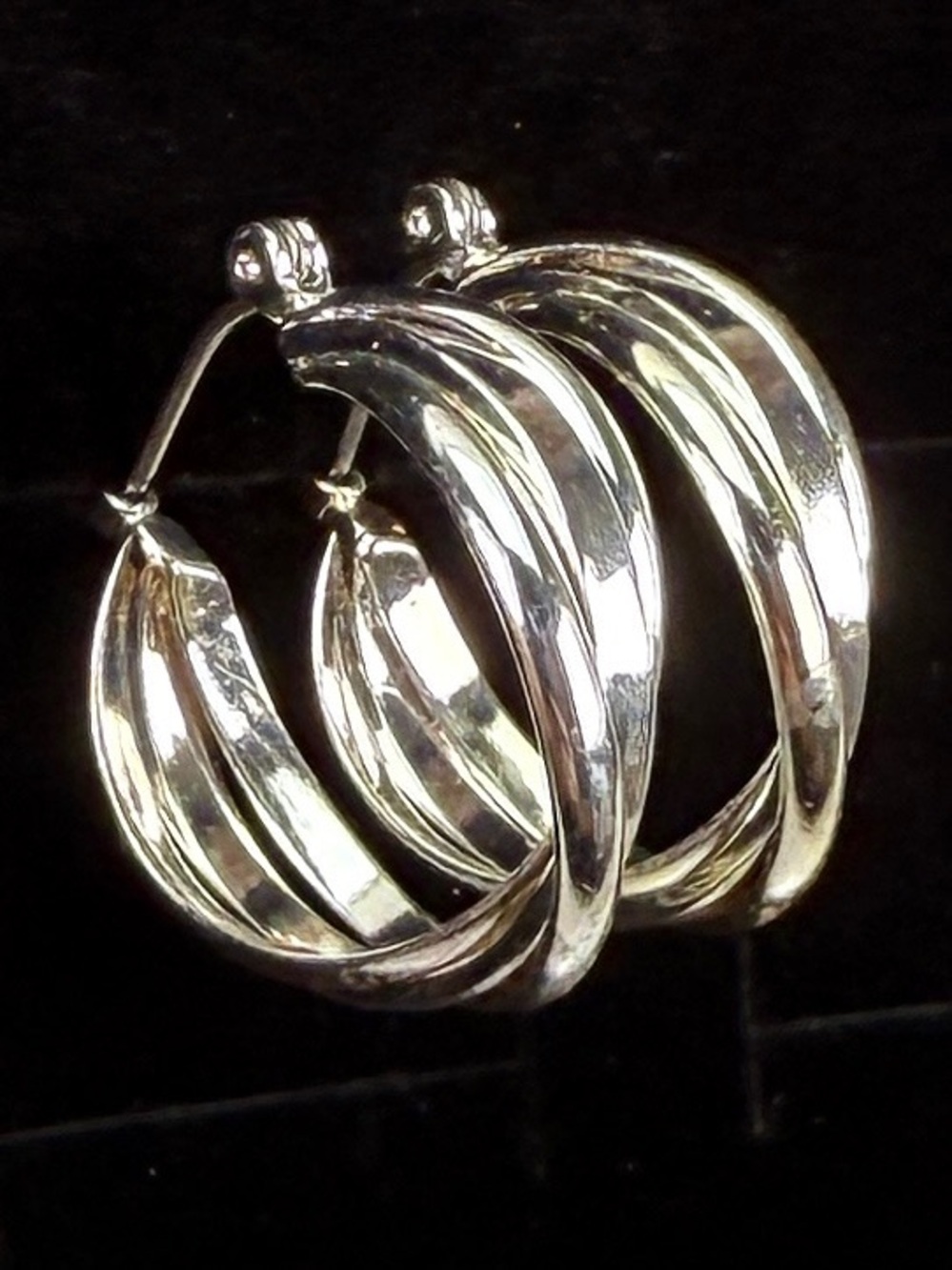 Vintage Silvertone Hoop Pierced Earrings